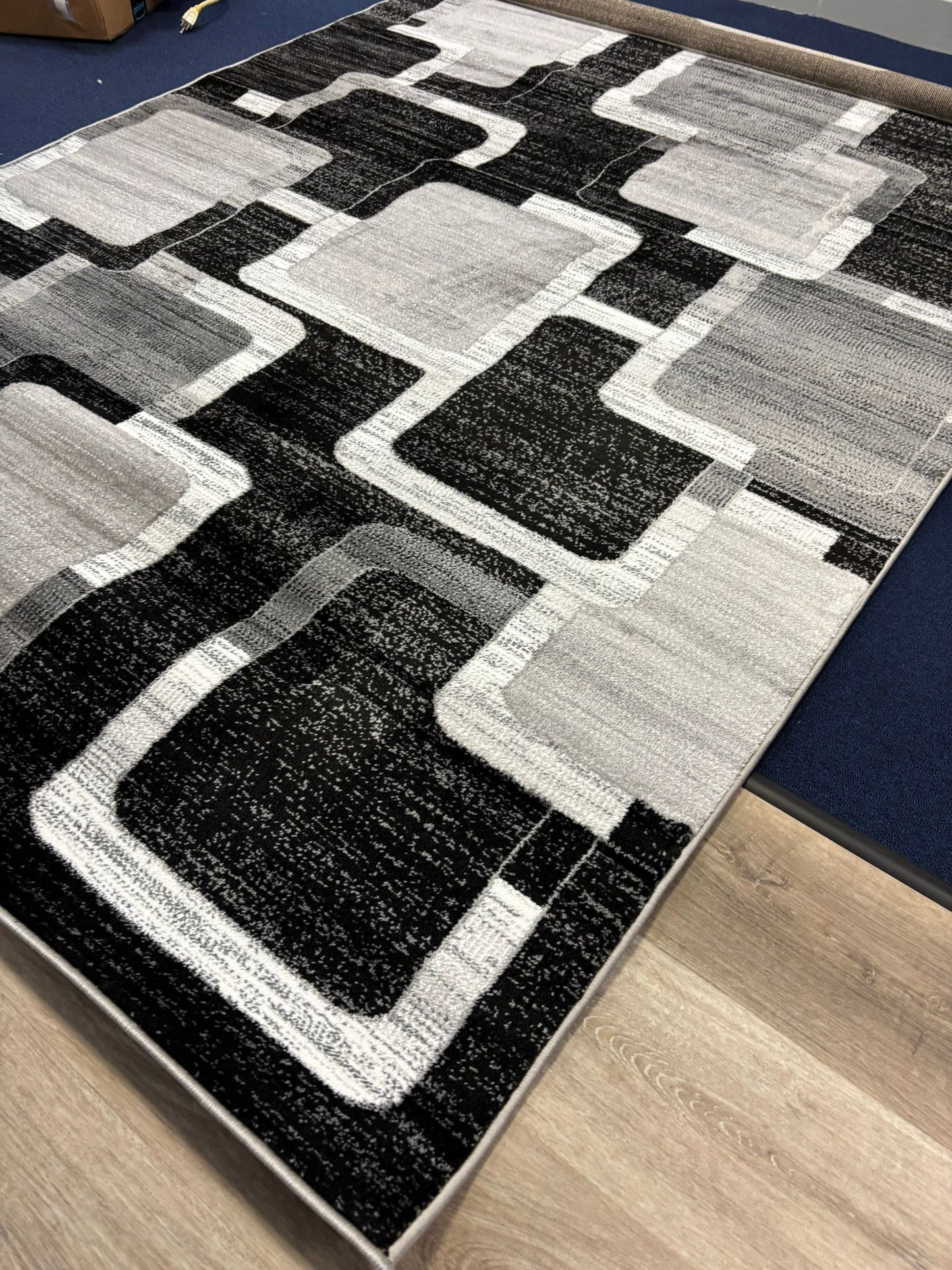 Modern Black & Gray Geometric Square Rug – Contemporary Area Carpet