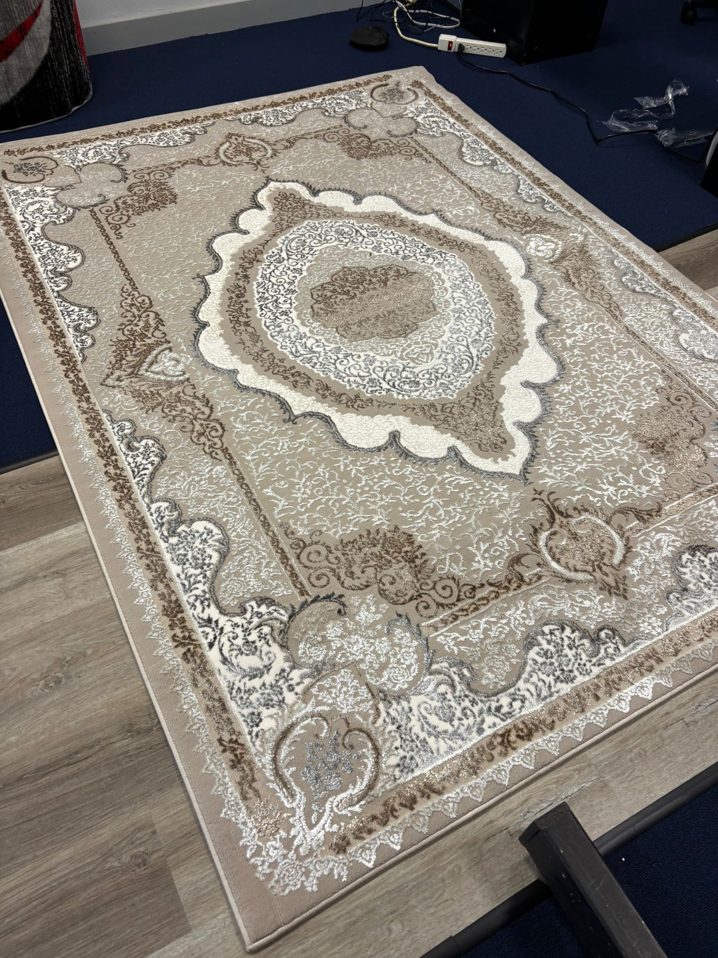 Traditional Oval Medallion Area Rug – Beige, Ivory & Grey | Classic Elegance | Free USA Shipping