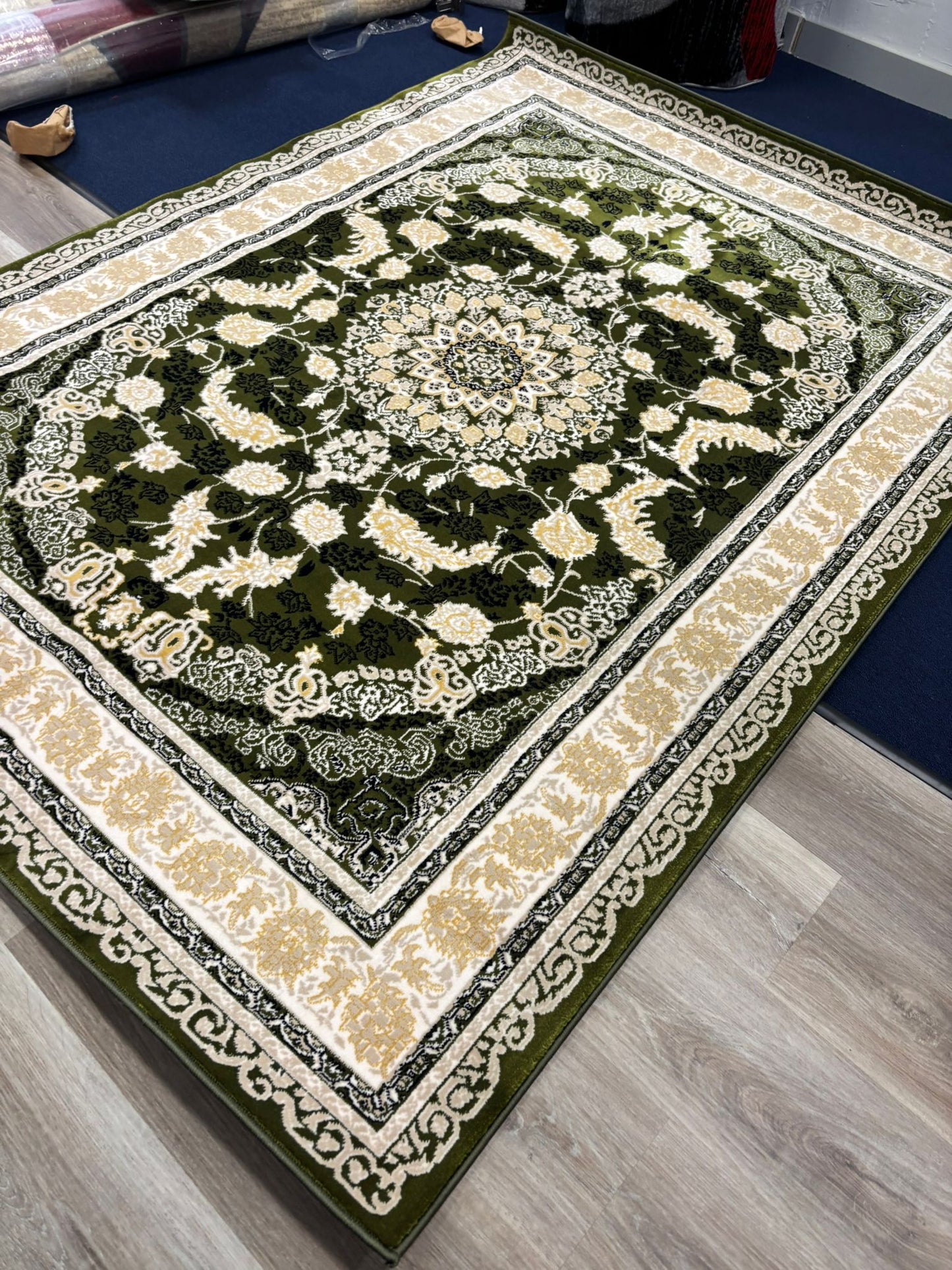 Persian Style Green Medallion Rug – Elegant Floral Design in Ivory & Gold | Classic Luxury Area Rug | Free USA Shipping
