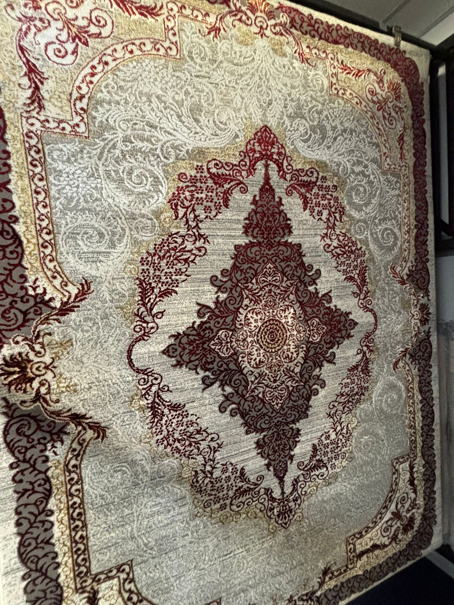 Persian Style Burgundy and Gold Area Rug – Classic Medallion Design | Elegant Traditional Look