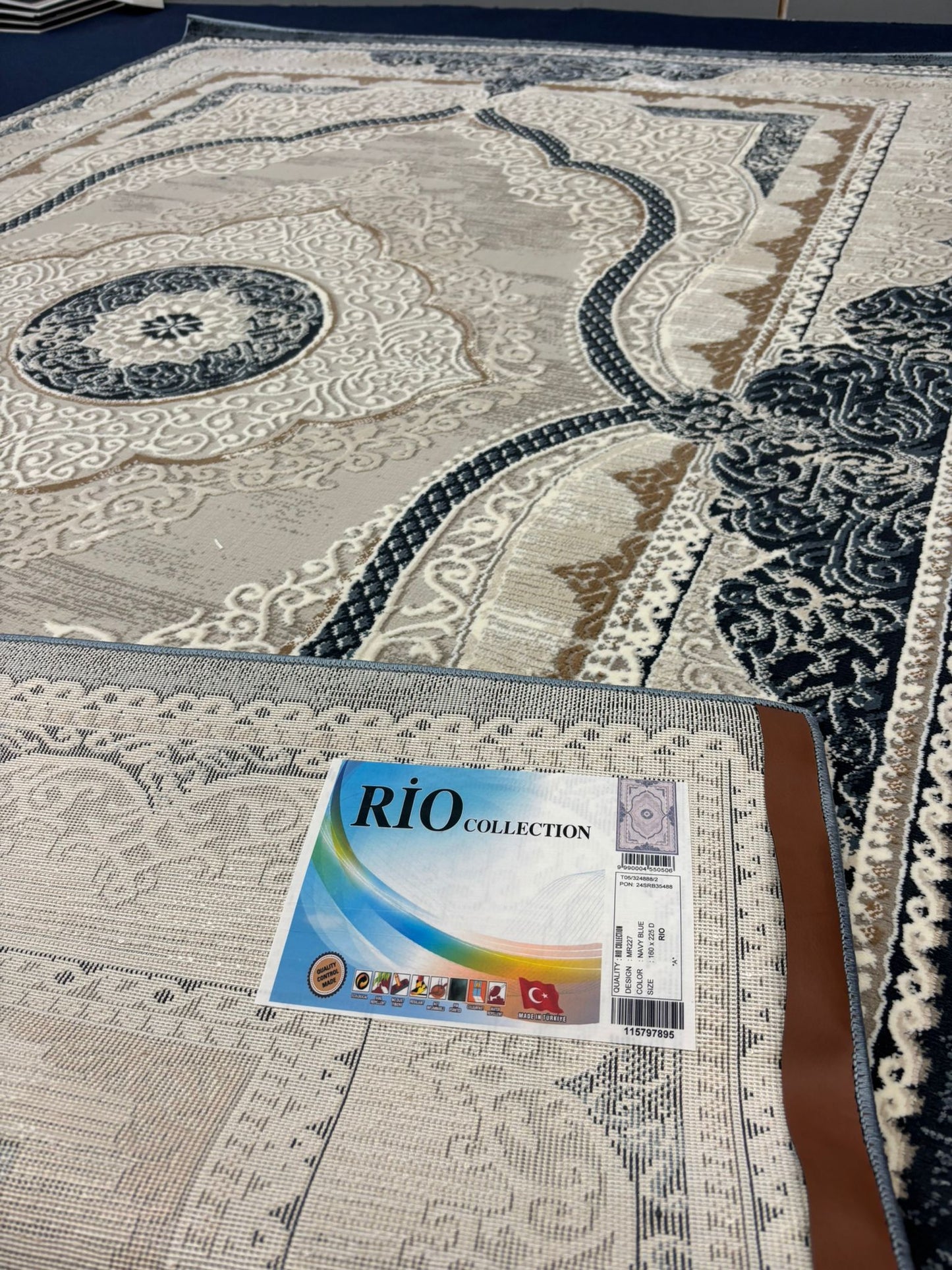 Classic Medallion Area Rug – Beige, Cream & Black Ornamental Carpet