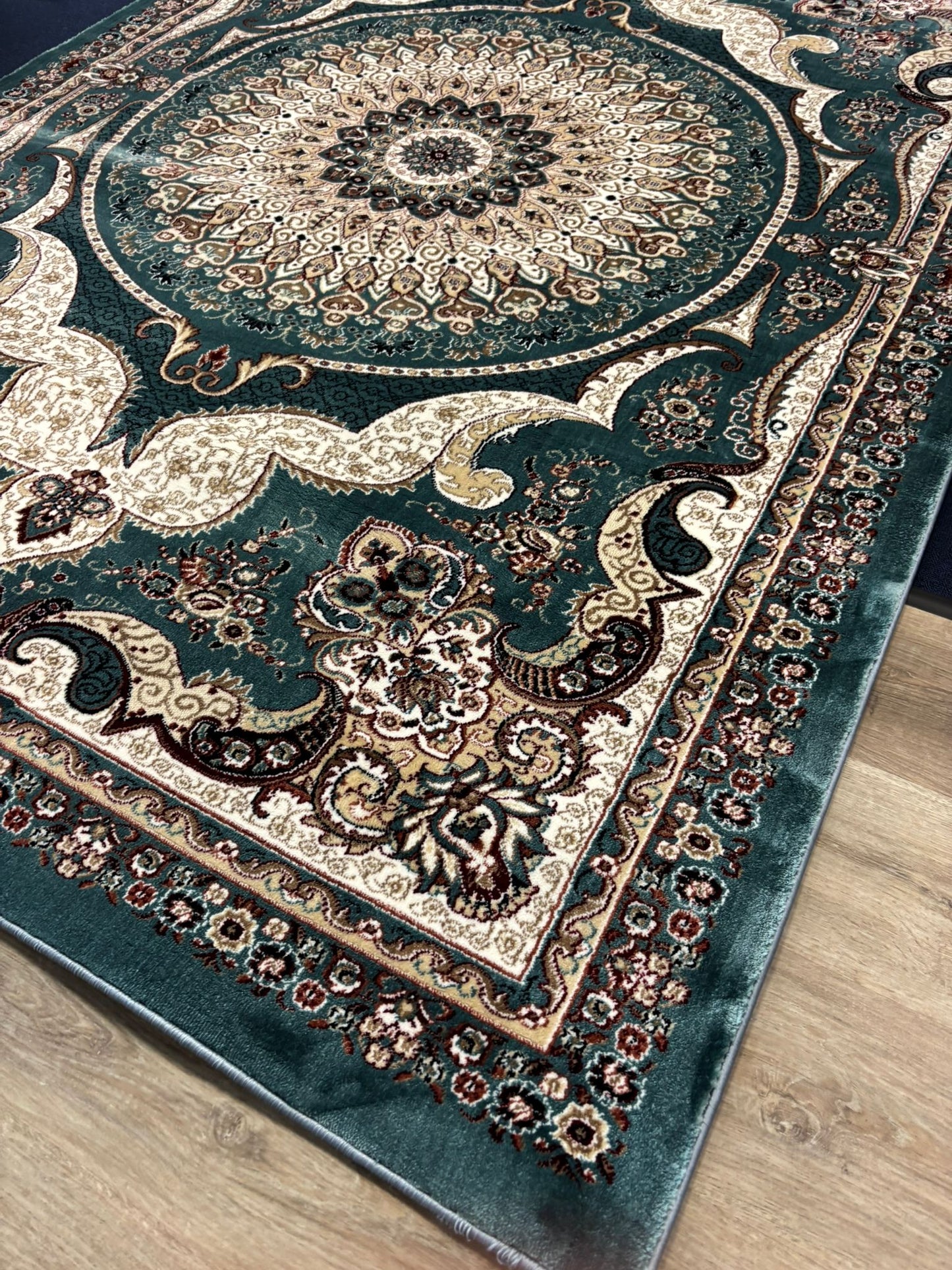 Silk Blend Medallion Area Rug