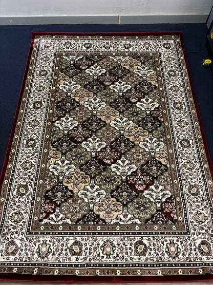 Traditional Turkish Area Rug – Floral Repeating Pattern