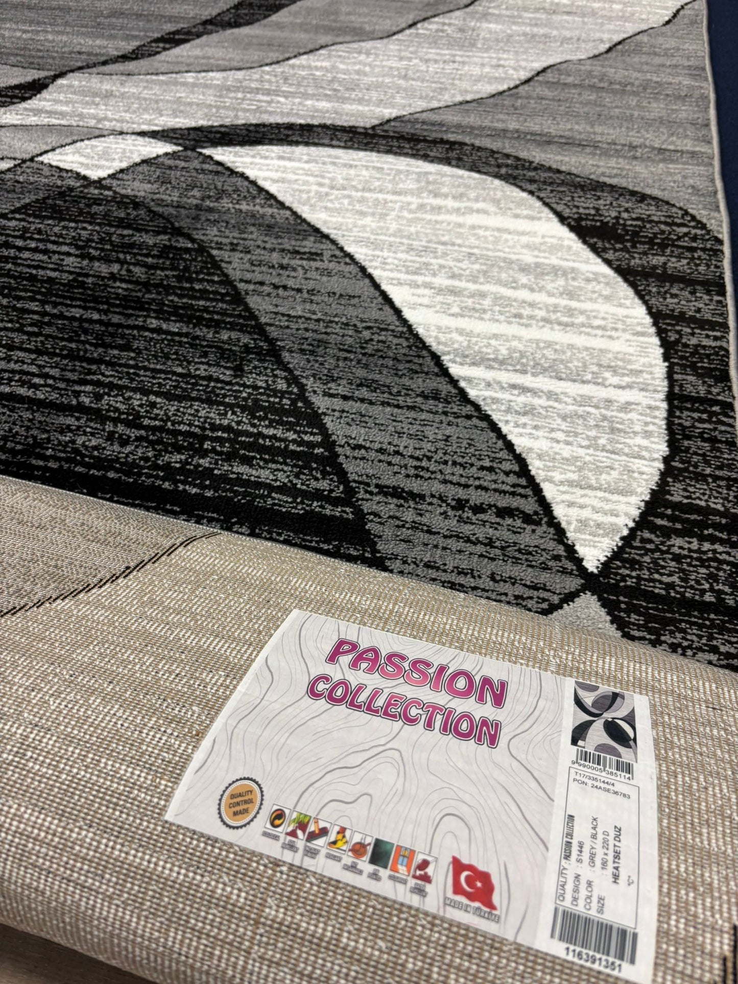 Modern Black & Gray Oval Geometric Area Rug – Stylish Contemporary Design