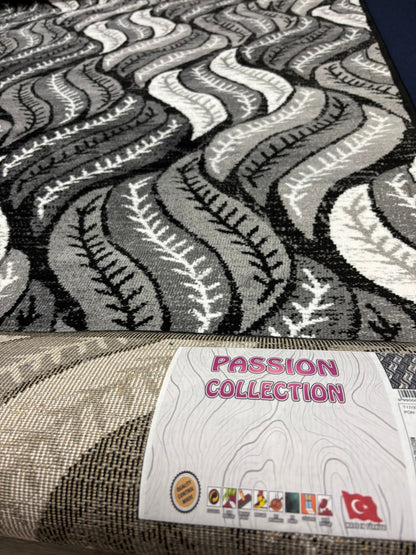 Modern Leaf Pattern Grey & Black Area Rug
