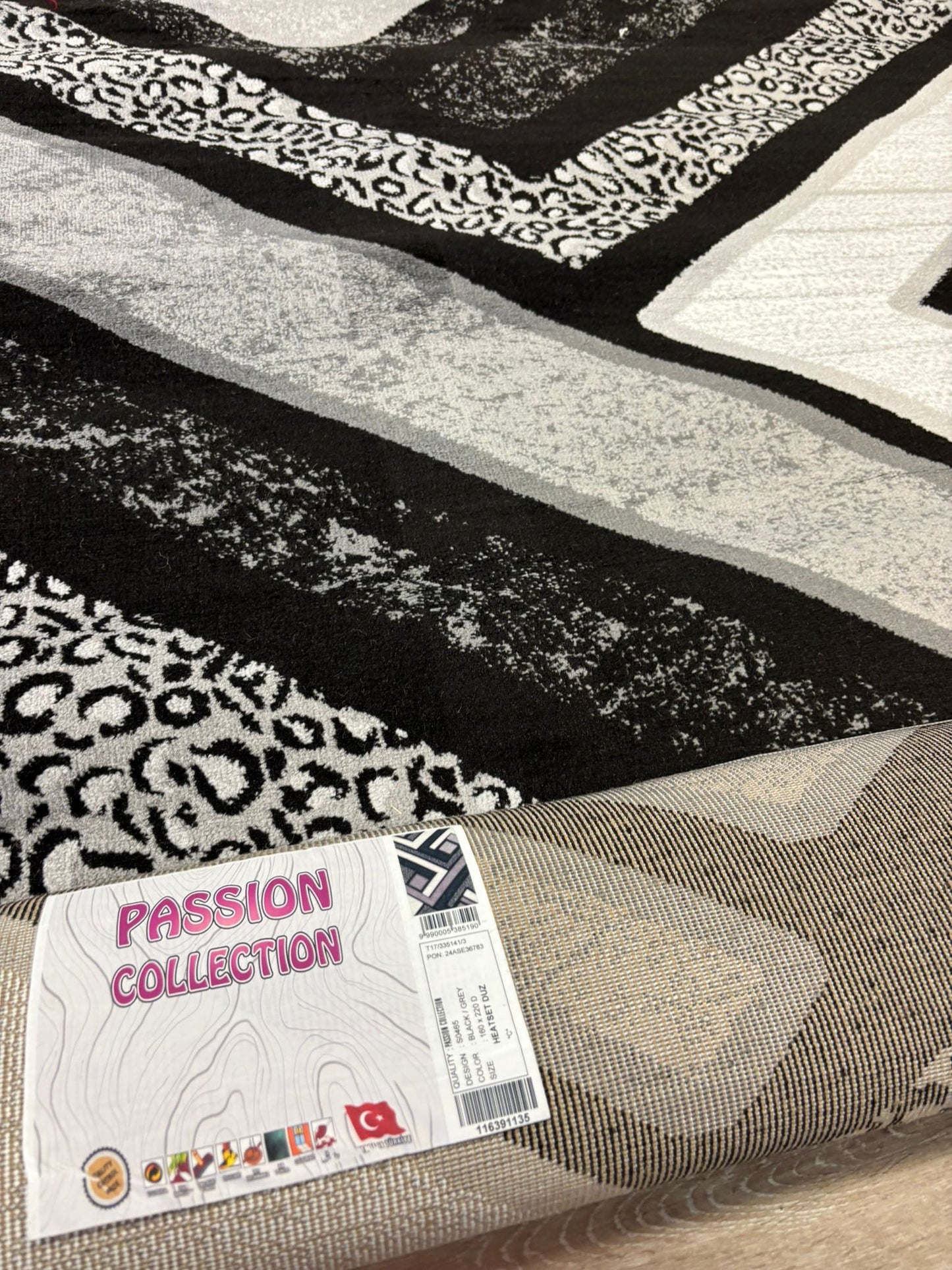 Modern Geometric Black & Grey Rug – Animal Print Accent Carpet