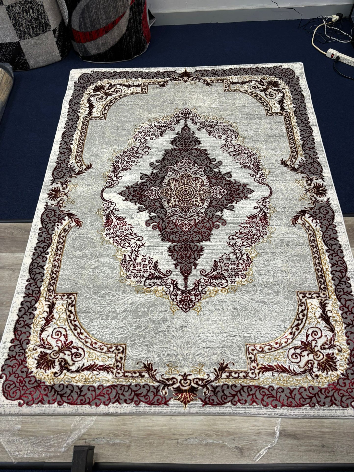 Persian Style Burgundy and Gold Area Rug – Classic Medallion Design | Elegant Traditional Look